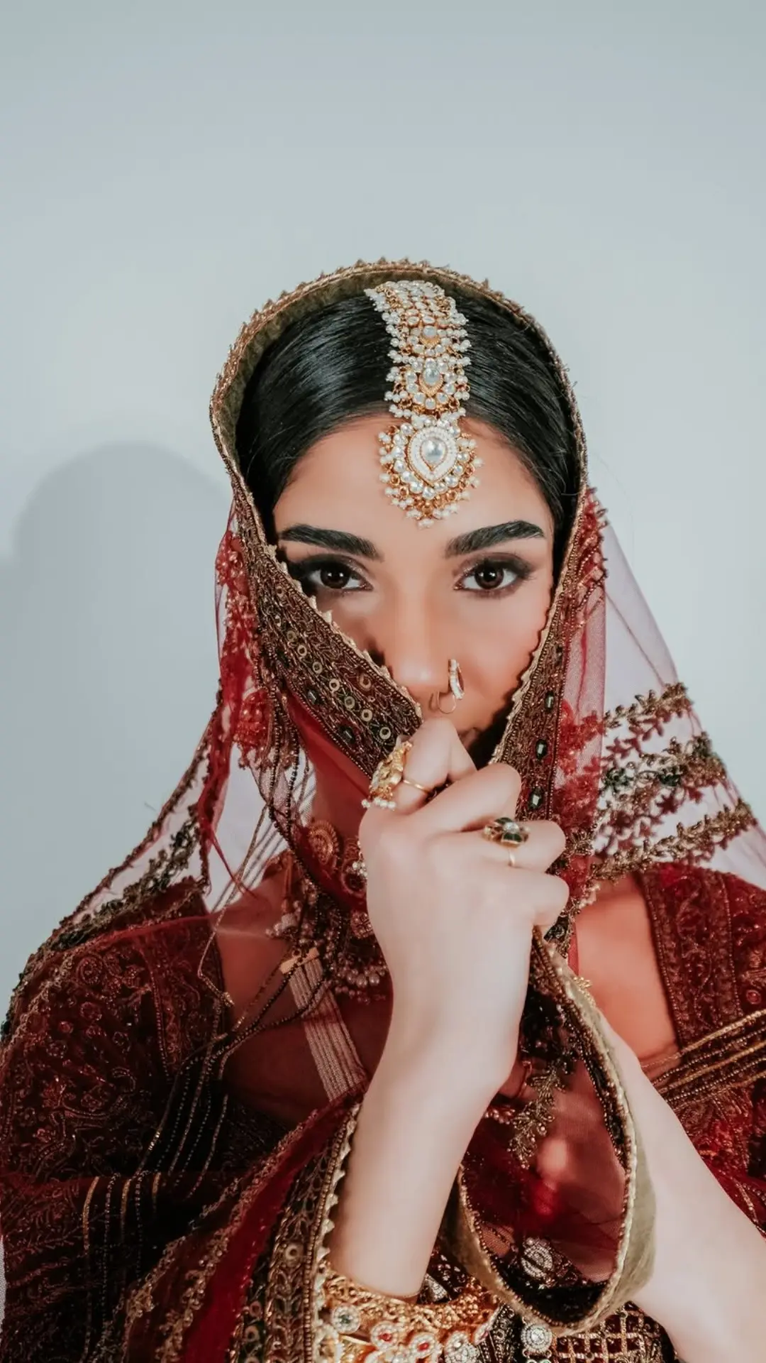 Amara Kundan Bridal Maang Tikka with Pearls - Outbox House